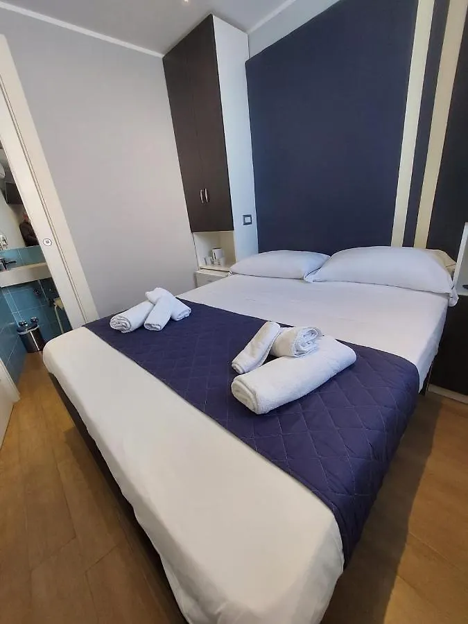 La Stanza Sul Porto Di Amalfi Camera Piccina Piccina Con Bagno Privato E Terrazzino Vista Mare Maison d'hôtes
